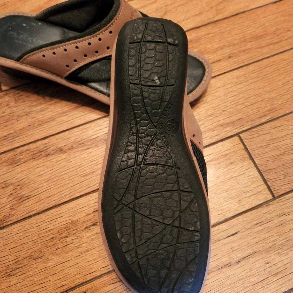 SANDALS - Picture 4 of 6